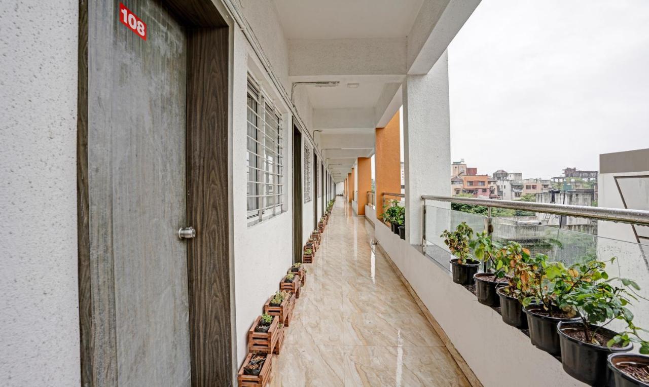 Itsy Hotels Flowers Park Nashik Luaran gambar